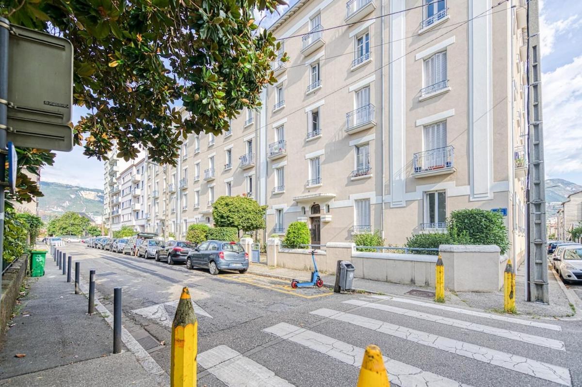 2 Pieces Tout Confort, Deco Moderne, Wifi Fibre Grenoble Exterior photo